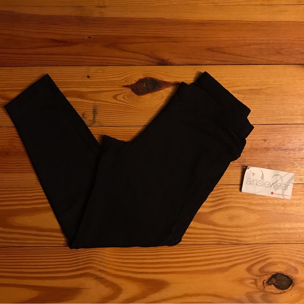 Ainslie Wear Black Lace Capris Tuxedo Palace Jacquard Dance Leggings, NWT, M